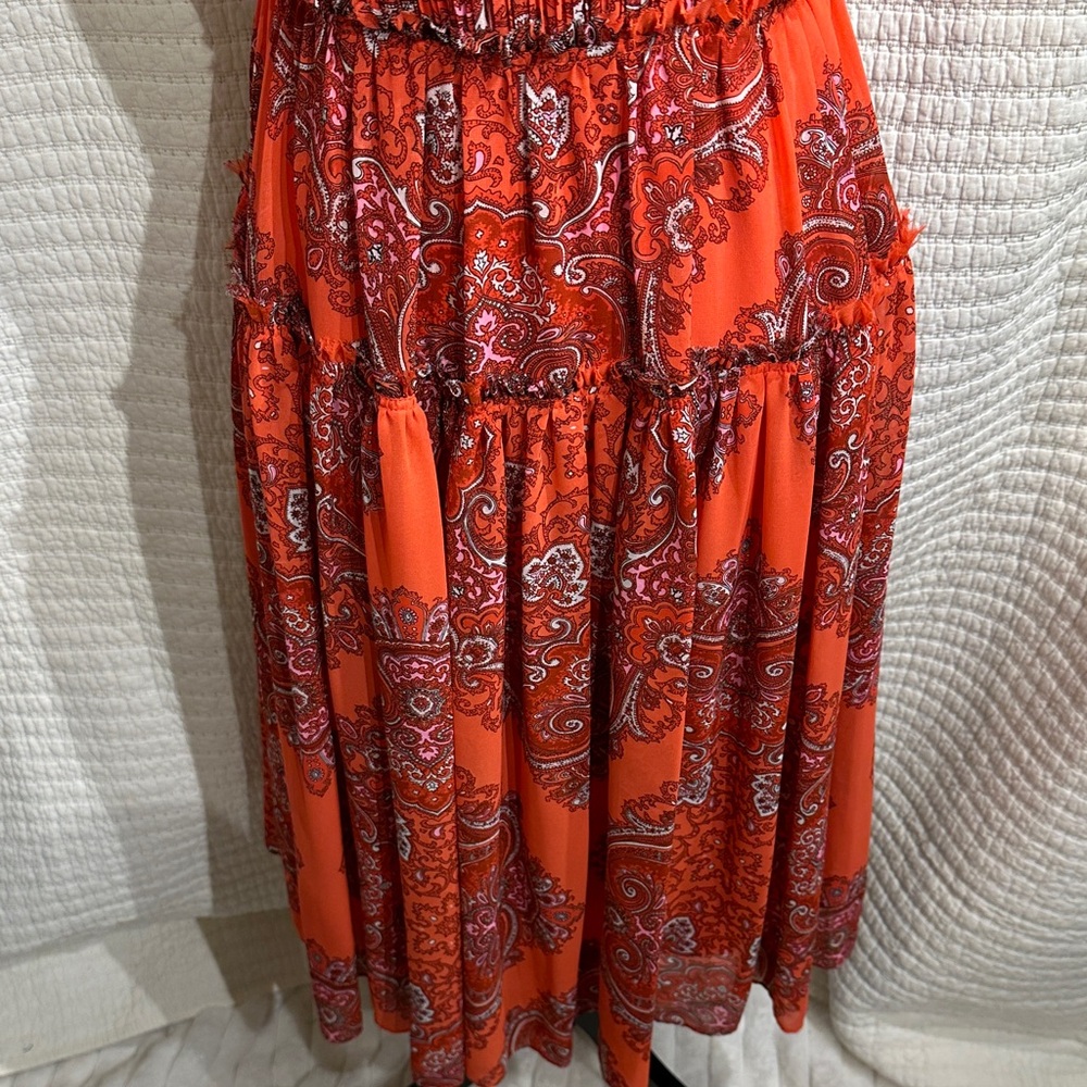 Banana Republic Coral Red Paisley Tiered Dress Size 6
MSRP $178 - Picture 4 of 9